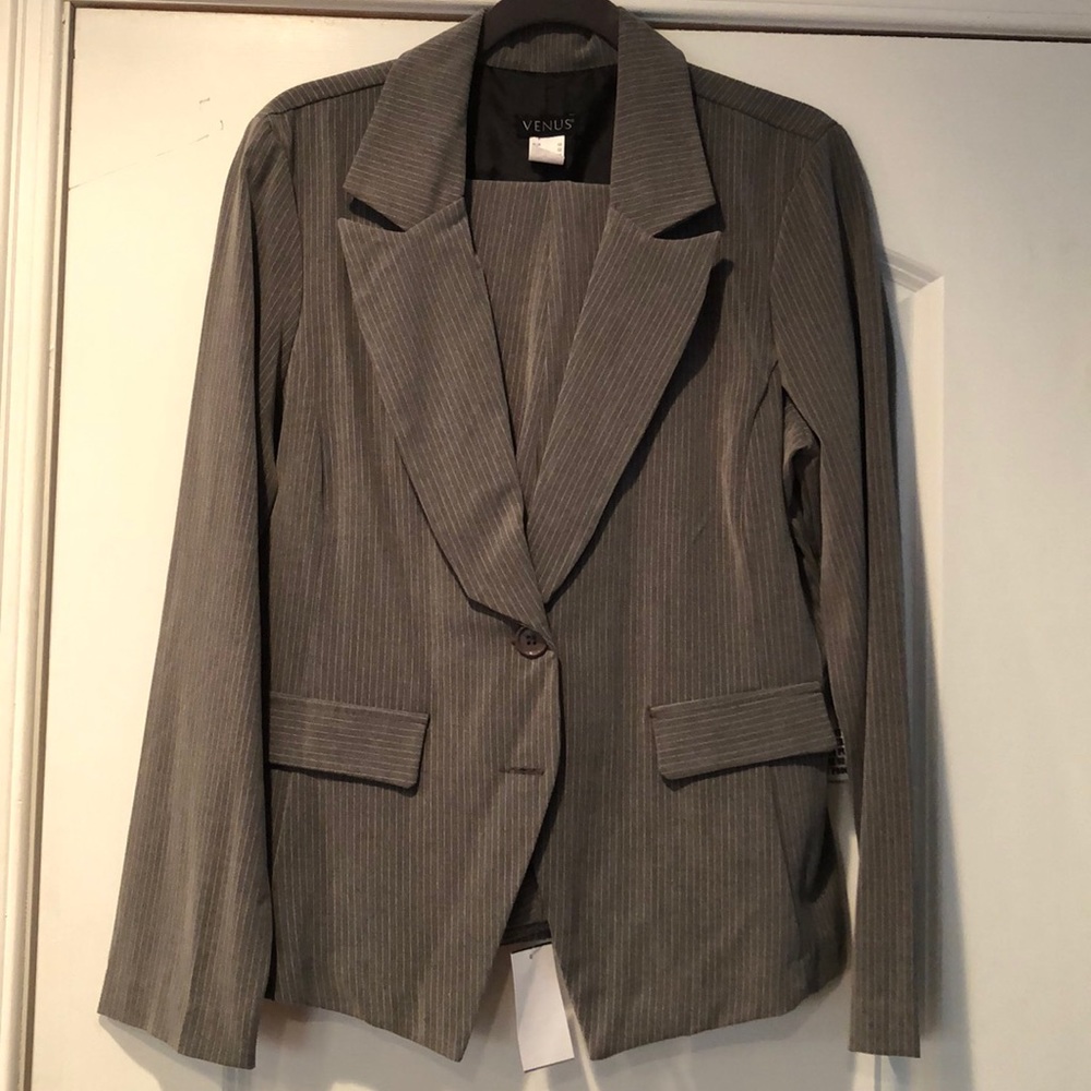 Venus 2 Brand new grey pinstriped pant suit.